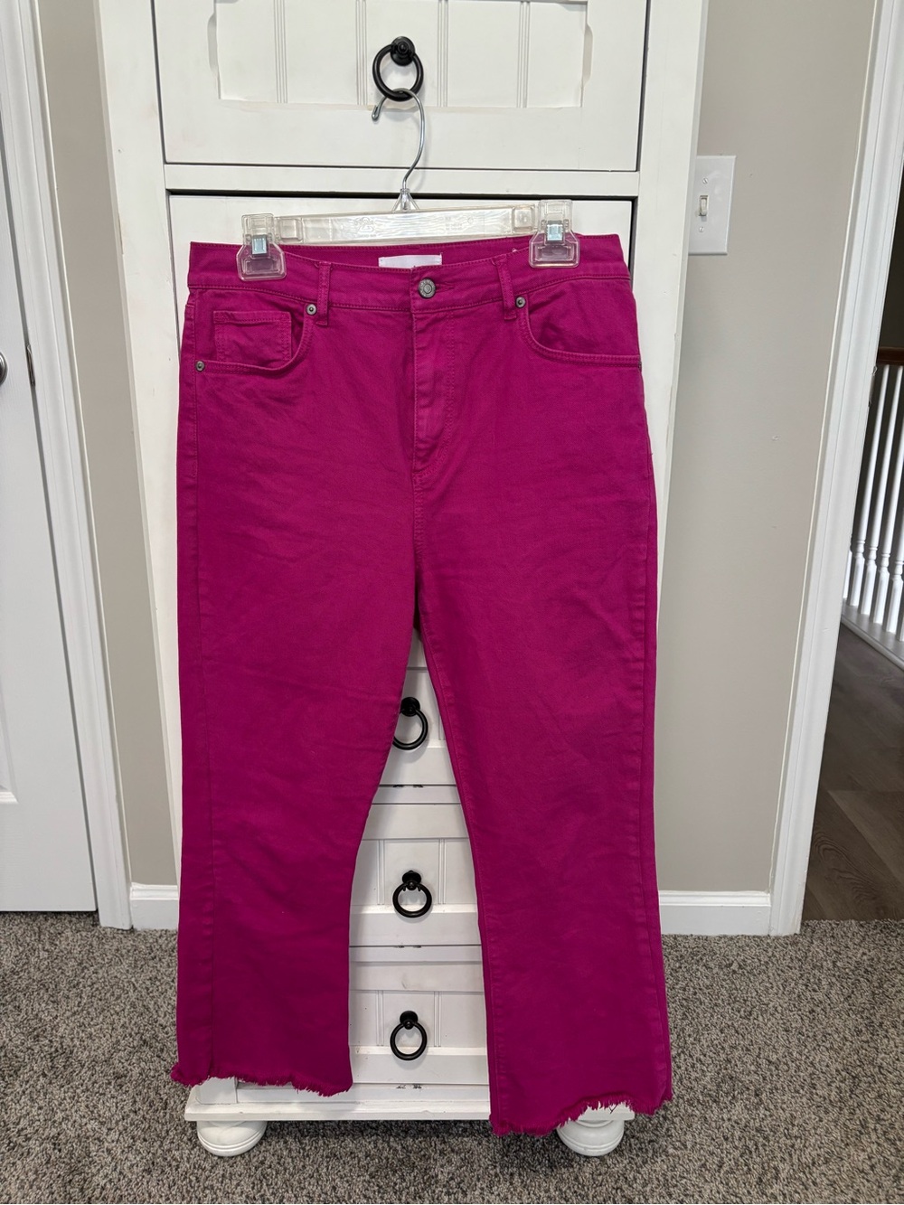 Loft Women’s High-Rise Crop Jeans in Fuchsia